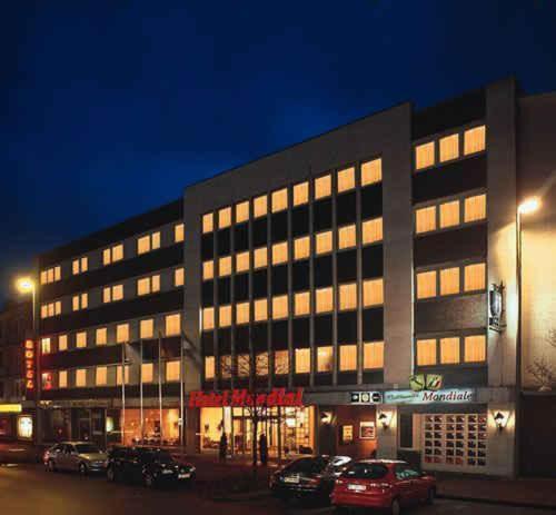 Hotel Mondial Langenfeld  Exteriér fotografie